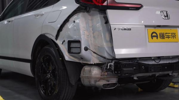 用料確實夠厚道!標緻4008對拆本田皓影 用料確實夠厚道!標緻4008對拆本田皓影