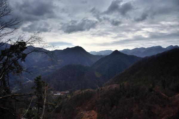 秭歸向王山隨記