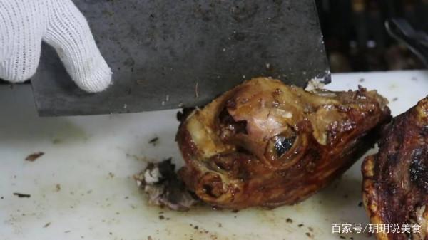 山東大叔自創美食小吃,60元一串愛吃不吃,日入一萬不收徒弟 山東大叔自創美食小吃,60元一串愛吃不吃,日入一萬不收徒弟