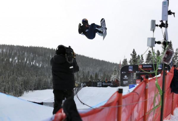單板滑雪坡障世界盃蘇翊鳴位列第六，躋身決賽，衝擊該項首枚獎牌