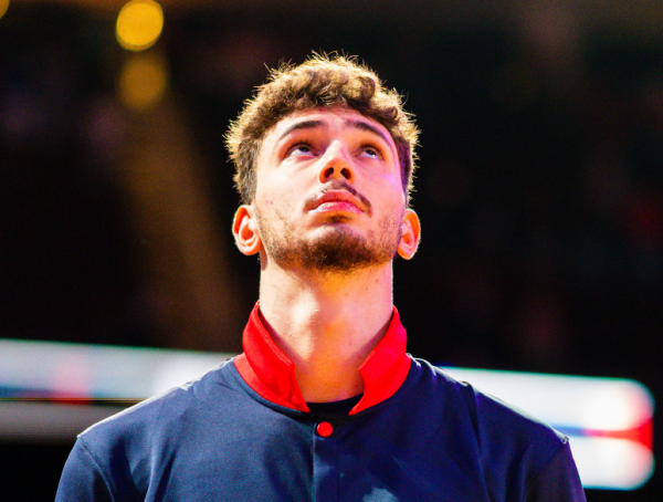 火箭又要輸?落後9分!杰倫格林連中三分,內線球星4中3砍10分 火箭又要輸?落後9分!杰倫格林連中三分,內線球星4中3砍10分