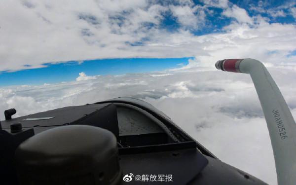 出擊！戰鷹訓練超酷瞬間