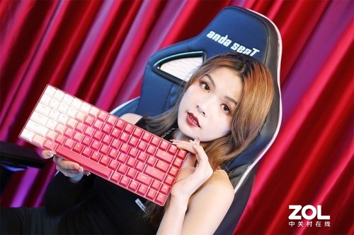 年度最紅的鍵盤 達爾優A84鍵盤圖賞 年度最紅的鍵盤 達爾優A84鍵盤圖賞