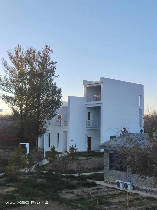 一路走來一路拍，只是想把美景分享給朋友們