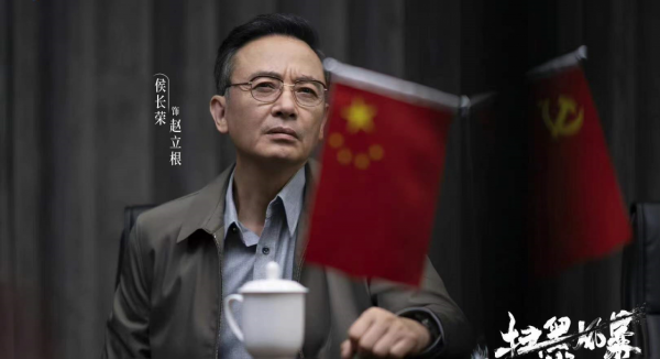 紅樓夢演員合拍電視劇！57歲賈寶玉滿頭白髮，61歲柳湘蓮帥氣依舊