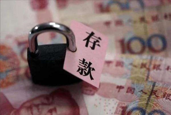 40歲單親媽媽，負債35萬，月薪4500，日子該怎麼過？