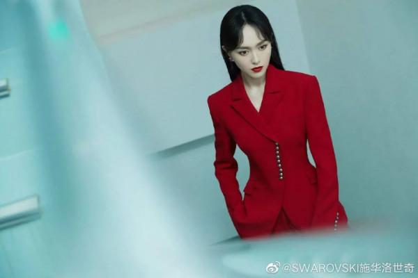 戳進來 | 超適合紅色系的女明星,我只想提名她 戳進來 | 超適合紅色系的女明星,我只想提名她