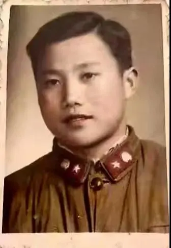 我是運送“兩彈”結合試驗導彈的司機