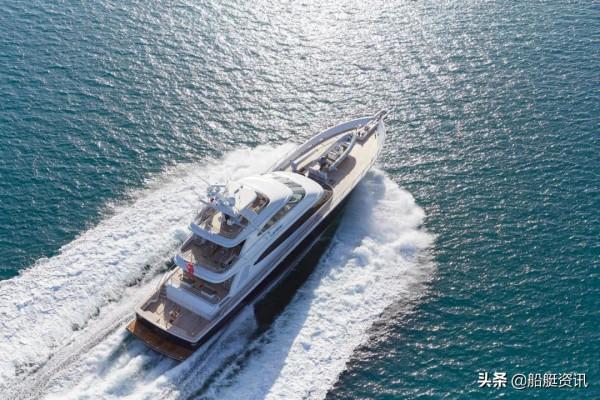 世界上最大的碳纖維釣魚艇