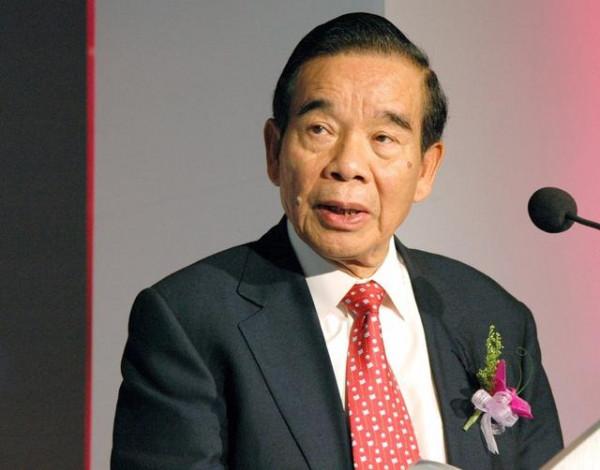 把10塊地皮賣給許首富,套現339億現金,然後蓋3棟5百米大樓收租 把10塊地皮賣給許首富,套現339億現金,然後蓋3棟5百米大樓收租