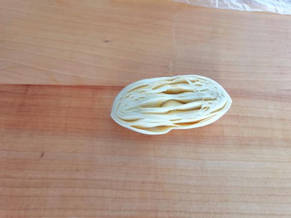 最簡單的燒餅做法，又香又酥，吃一次還想吃