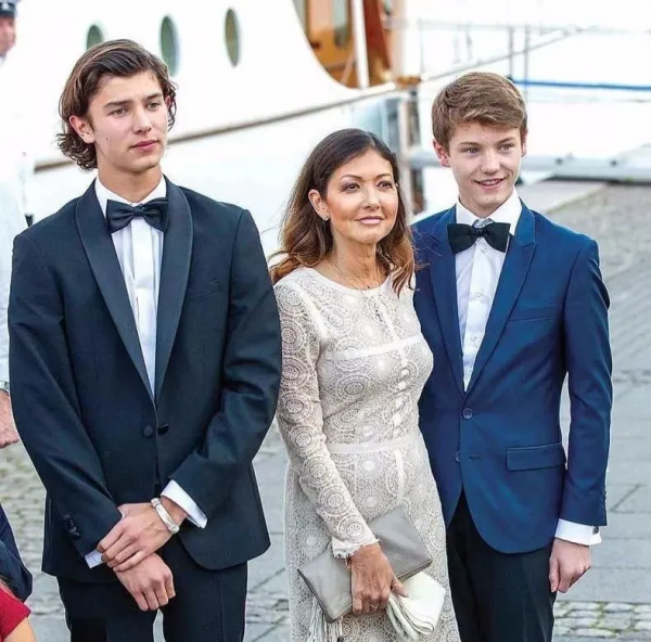 她是歐洲首位亞裔王妃，40歲時和王子離婚：男人不過是錦上添花