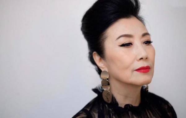 港劇傳奇曹達華,輸掉3億今價值1500億,賭王何鴻燊包他終身吃住 港劇傳奇曹達華,輸掉3億今價值1500億,賭王何鴻燊包他終身吃住