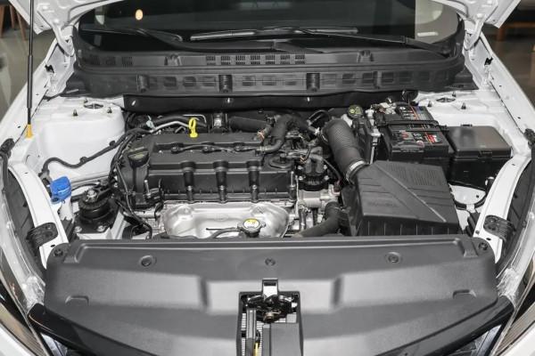 靜態解讀長安逸動DT，價格親民，皮實耐用的家用車