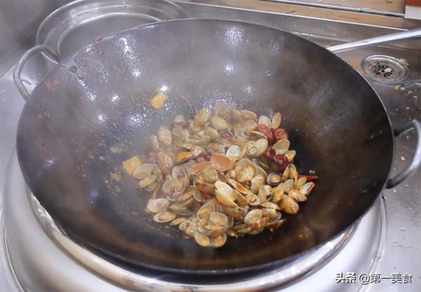 簡單好吃的麻辣花甲,大廚教你這樣做,不含泥沙又不腥,麻辣過癮 簡單好吃的麻辣花甲,大廚教你這樣做,不含泥沙又不腥,麻辣過癮