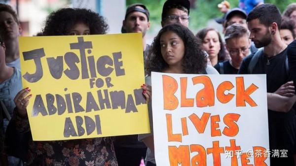 如何評價現在網上誇中國多麼好,說外國多麼亂的行為? 如何評價現在網上誇中國多麼好,說外國多麼亂的行為?