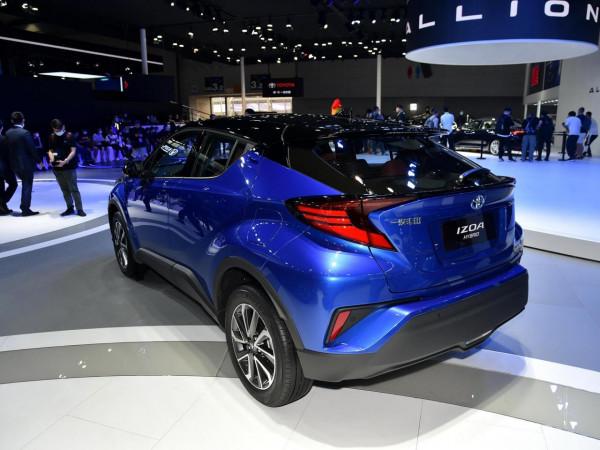 新的動力系統，油耗降至4.5L，日系SUV質量好，實拍豐田奕澤IZOA