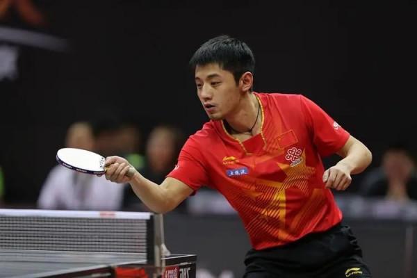 分手景甜後，張繼科再被爆出新戀情？開豪車看電影逛超市極其甜蜜