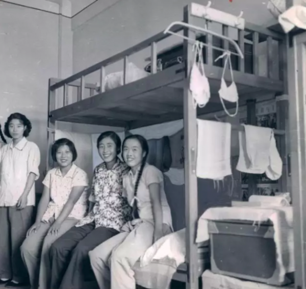 1921-2021,百年中國最難忘的一百個瞬間 1921-2021,百年中國最難忘的一百個瞬間