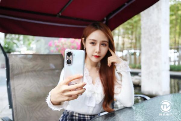 首發驍龍 778G Plus，顏值影像雙出色，榮耀60 Pro新鮮實測