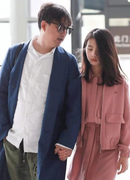 《爸爸去哪兒》小朋友近照曝光!石頭身高超一米八,費曼快胖成球 《爸爸去哪兒》小朋友近照曝光!石頭身高超一米八,費曼快胖成球