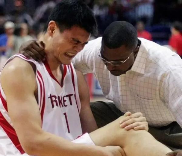 擁有巨星的天賦,沒有巨星的身體,細數被傷病摧毀的NBA天才球員 擁有巨星的天賦,沒有巨星的身體,細數被傷病摧毀的NBA天才球員