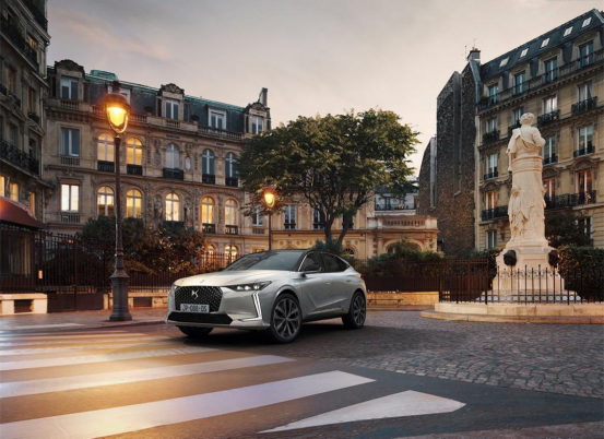 全新DS 4海外開售！29萬元起還有優惠？