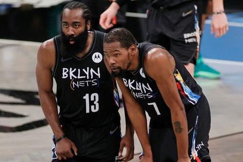 杜蘭特哈登創新紀錄，湖人熱火裁判報告出爐，勇士隊白撿個大便宜