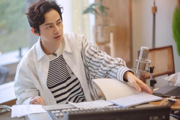 完美的“老好人”何炅，為什麼越來越讓人喜歡不起來了？