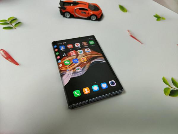 柔派2目前價效比最高的7.8英寸摺疊屏手機