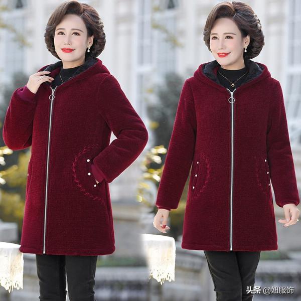 50-60歲的媽媽,這幾款洋氣保暖舒適的棉衣棉襖,讓你美美的 50-60歲的媽媽,這幾款洋氣保暖舒適的棉衣棉襖,讓你美美的