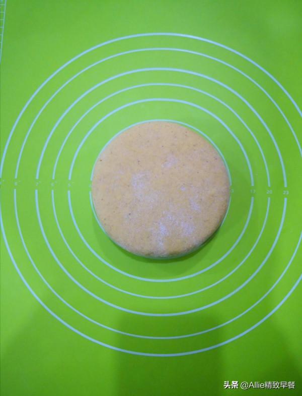 家裡有南瓜的這樣做，想要幾層做幾層，搭配蔬果，營養好消化，贊