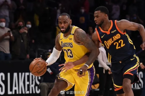 同齡的兩大傳奇巨星，C羅和詹姆斯，誰會先退役呢？