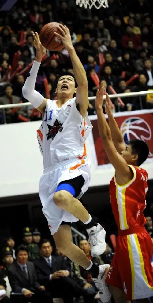 回憶老遼籃（四）臂展長人11號谷立業