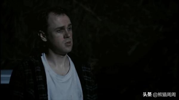 高智商的犯人，只靠報紙和毛毯，居然成功越獄，越獄真實事件