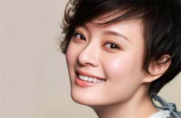 向海清:被孫儷資助4年,上大學後寫6000字控訴:她太摳了 向海清:被孫儷資助4年,上大學後寫6000字控訴:她太摳了