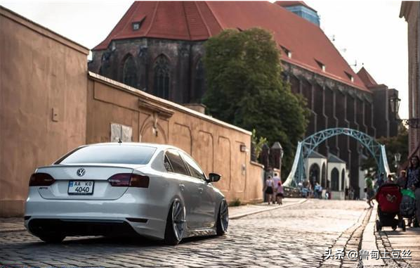 「轂銳馳」一輛改裝得比較“素”的大眾速騰