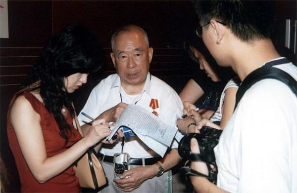 1981年,宋慶齡葬禮為何提前五分鐘?鄧穎超:她會同意我這麼做的 1981年,宋慶齡葬禮為何提前五分鐘?鄧穎超:她會同意我這麼做的