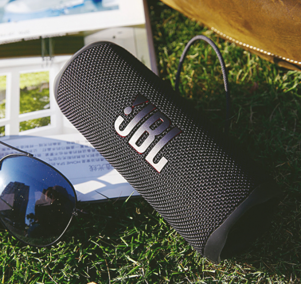 迷你身材，震撼音效，JBL Flip體驗測評