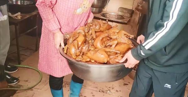 曹縣夫妻自創美食，一天400只，不預定吃不到