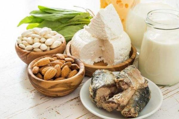 年齡越高越要補？提醒：女人過了50歲，建議多補充6種營養素