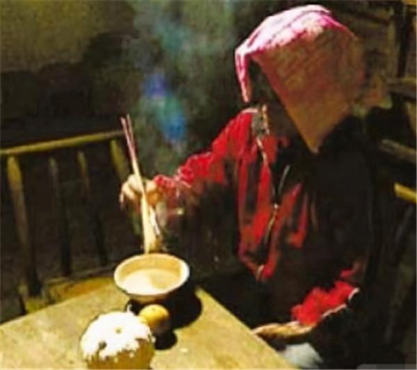 “苗族有蠱,蠱物毒人”,湘西盛行的苗蠱巫術到底是怎麼一回事? “苗族有蠱,蠱物毒人”,湘西盛行的苗蠱巫術到底是怎麼一回事?