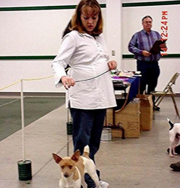 2004年美國孕婦被“剖腹取子”，兇手曝光後，數萬網友為其求情