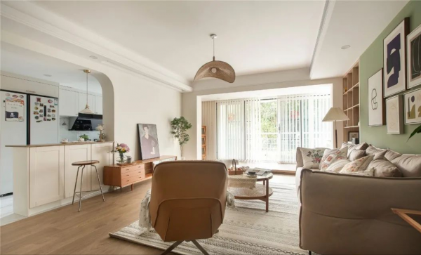 135m²北歐輕復古風三居，開放式廚房+吧檯，讓生活更有情調