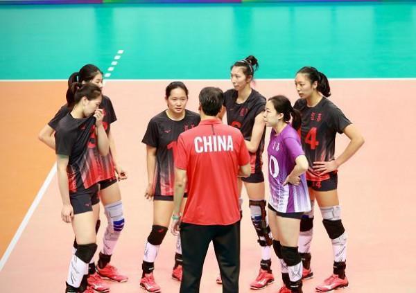 中國女排獲新黃金一代！江蘇大勝天津32分奪冠，5大虎將4人超1米9