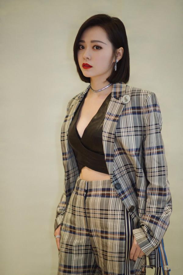 張靚穎高畫質寫真曝光,妝容精緻唯美,身材和顏值實力擔當 張靚穎高畫質寫真曝光,妝容精緻唯美,身材和顏值實力擔當