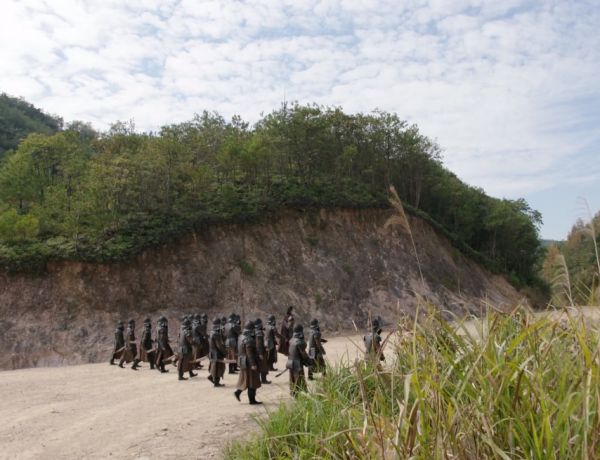 同樣是打仗場面，別的古裝劇都是千軍萬馬，《嘉南傳》有點敷衍了