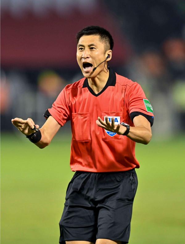 他居然敢惹馬寧，看看馬寧做了什麼，你攤上大事了，想想張呈棟