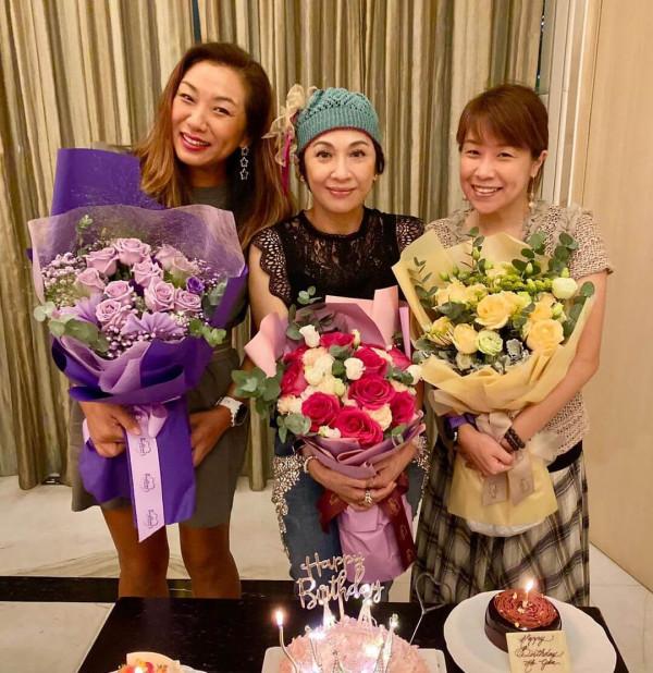 姜大衛女兒過47歲生日,氣質出眾像老爸,與曹永廉結婚14年仍恩愛 姜大衛女兒過47歲生日,氣質出眾像老爸,與曹永廉結婚14年仍恩愛