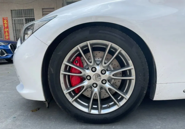 16款英菲尼迪Q50L升級Q60S前四後二卡鉗+L&amp;T絞牙避震